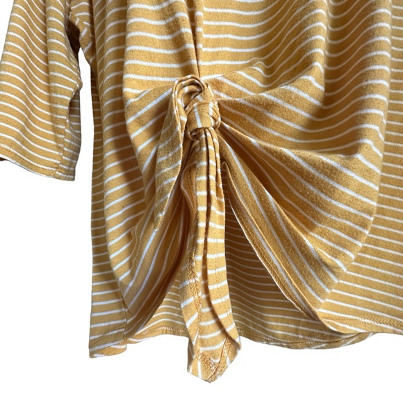 Perceptions Yellow and White Striped Front Side Knot 3/4 length T-Shirt Size L - Picture 4 of 7